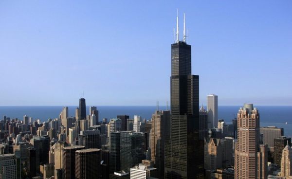Willis Tower - Chicago, ABD, yükseklik - 442 metre.